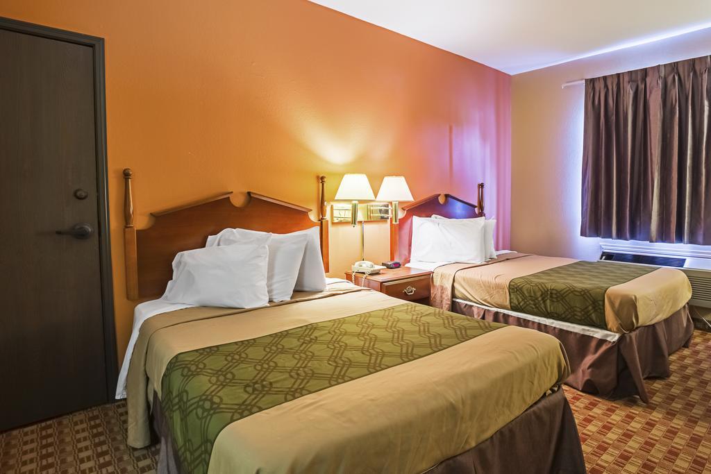 Econo Lodge Inn & Suites Ripley Bilik gambar